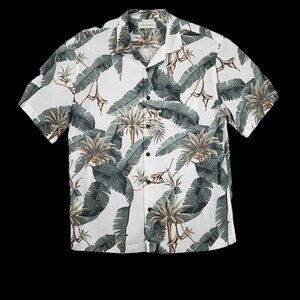 Caribbean Hawaiian button down short sleeve, cream leaf and money shirt, large